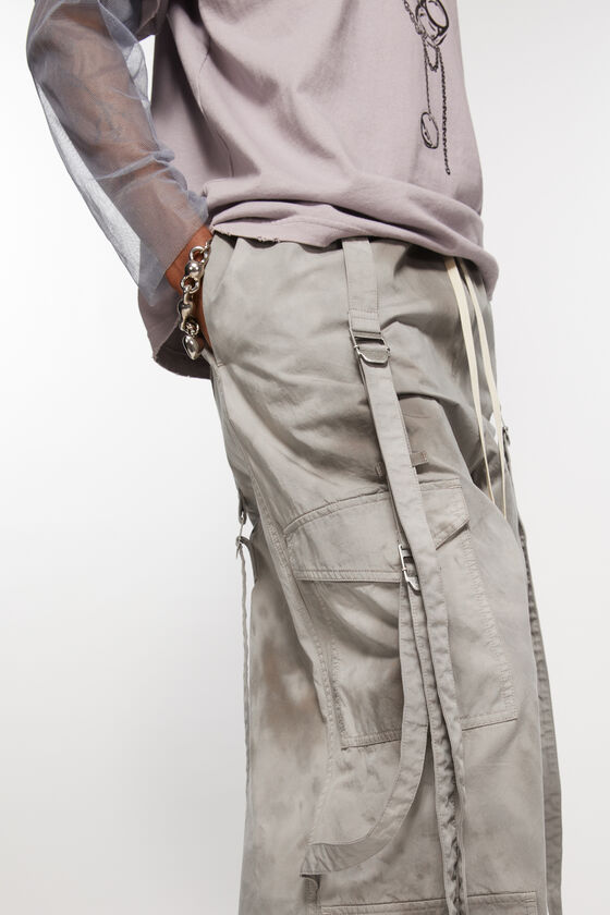 (image for) Simple Cargo trousers